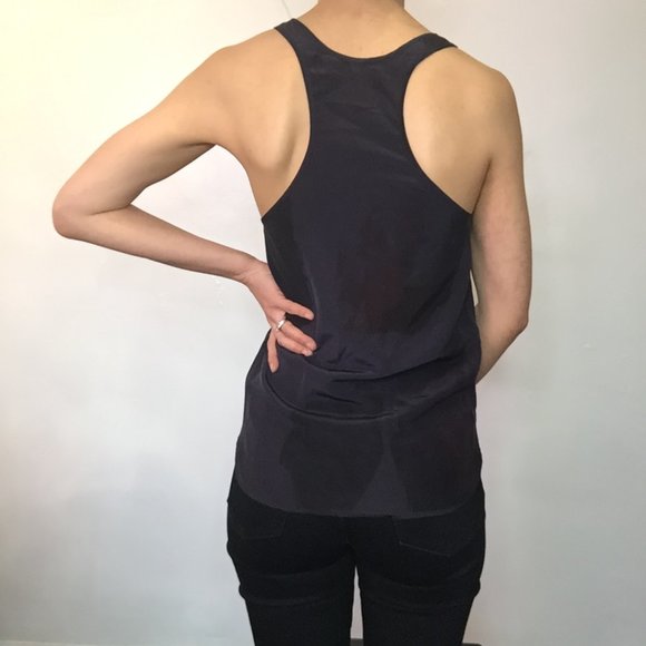 Sold - ARITZIA WILFRED SILK TANK - Picture 4 of 4